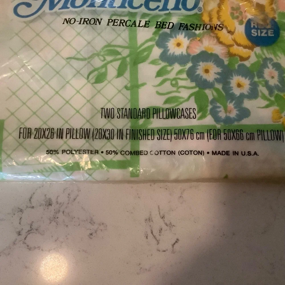 Vintage Cannon Monticello percale floral blossom 2 standard pillowcases
